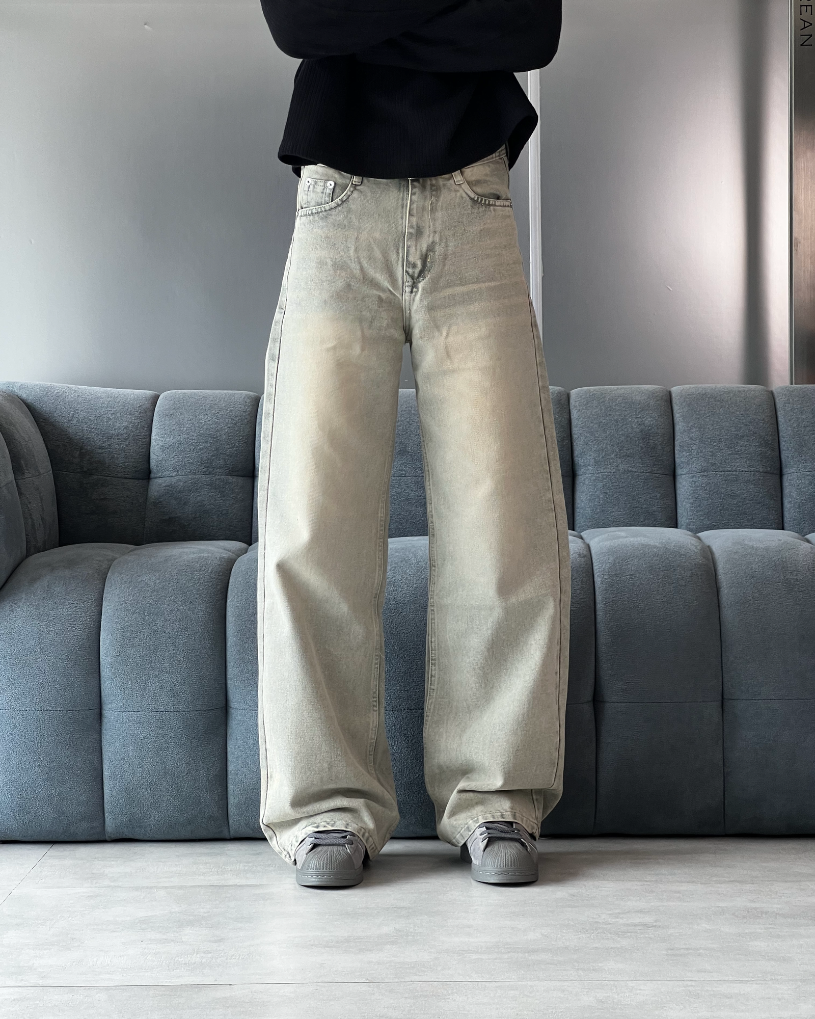 Light Wash Wide Leg Jeans